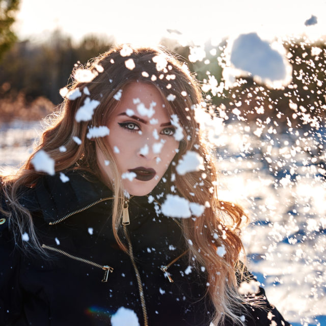 Emily Rose : Singer | Lifestyle Snow Portrait Session | Studio ccojr